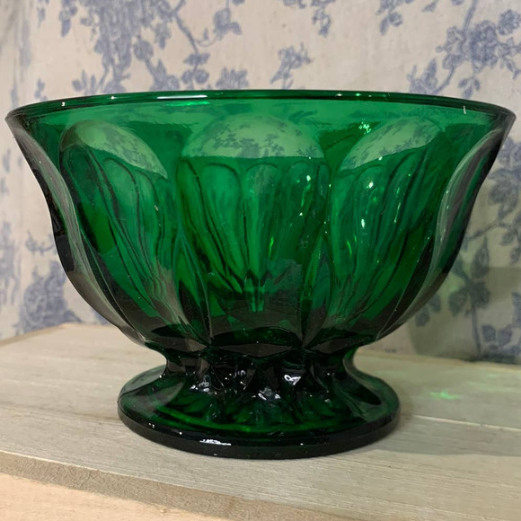 Stunning Vintage Green Glass Pedestal Bowl Gallery